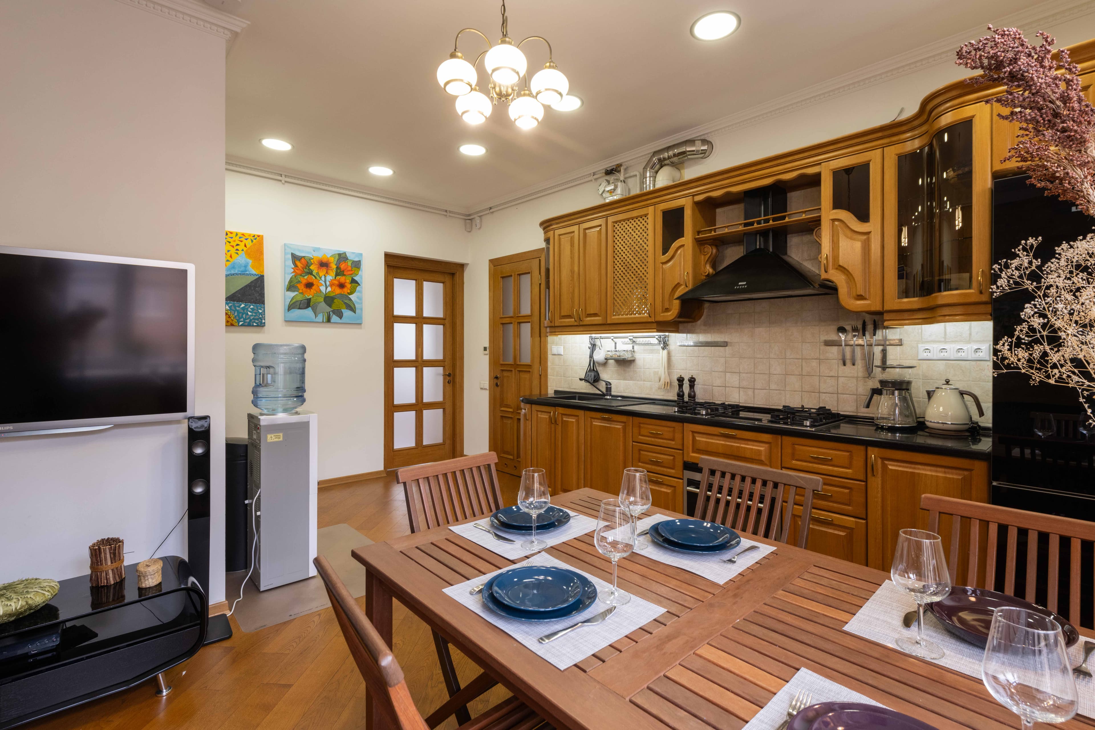 Kitchen (extra view)